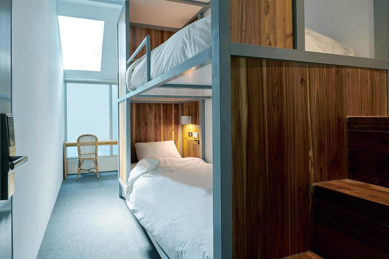 Star Hostel Taichung Parklane Екстериор снимка