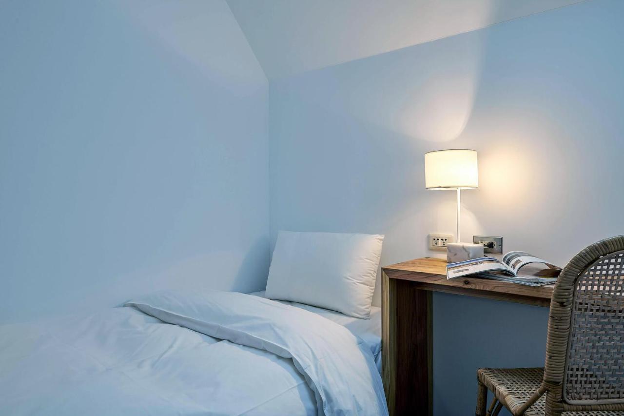 Star Hostel Taichung Parklane Екстериор снимка